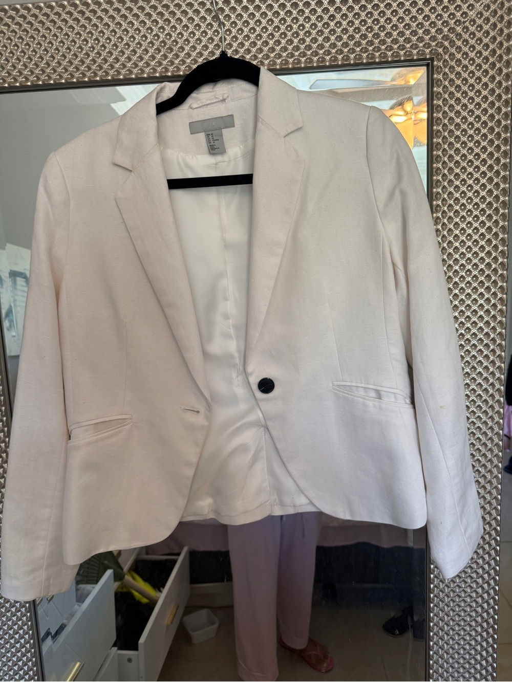 H&M Cream One-Button Tailored Blazer